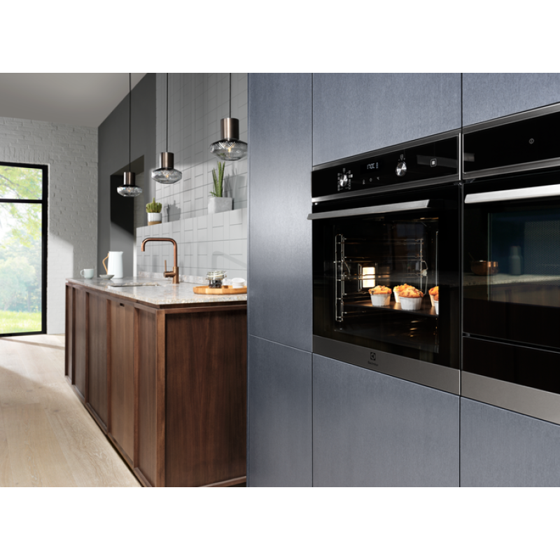 Духовой шкаф электрический Electrolux EOD5C70X