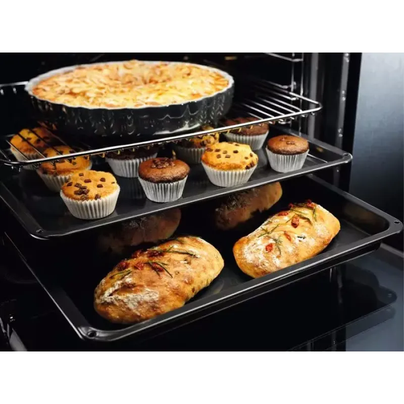 Духова шафа електрична Electrolux EOF3H40BW