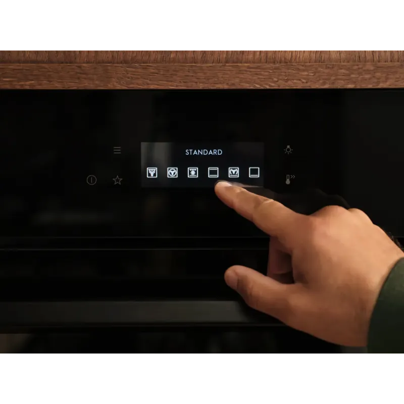 Духовой шкаф электрический Electrolux LVL8E09Z