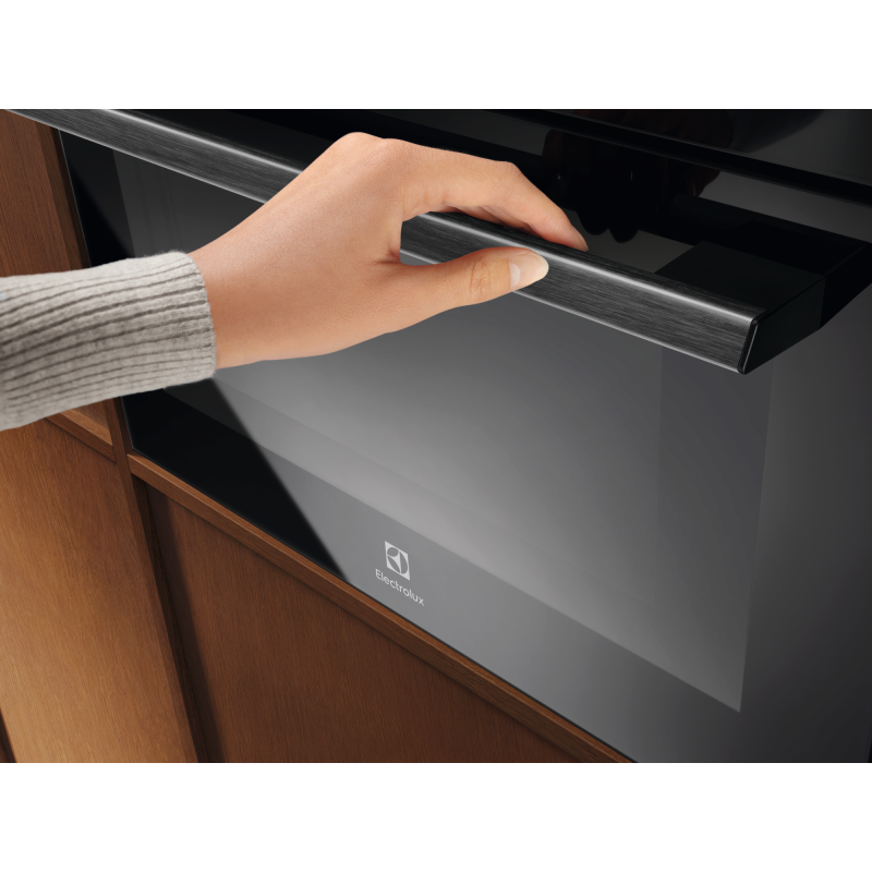 Духова шафа електрична Electrolux LVL8E09Z