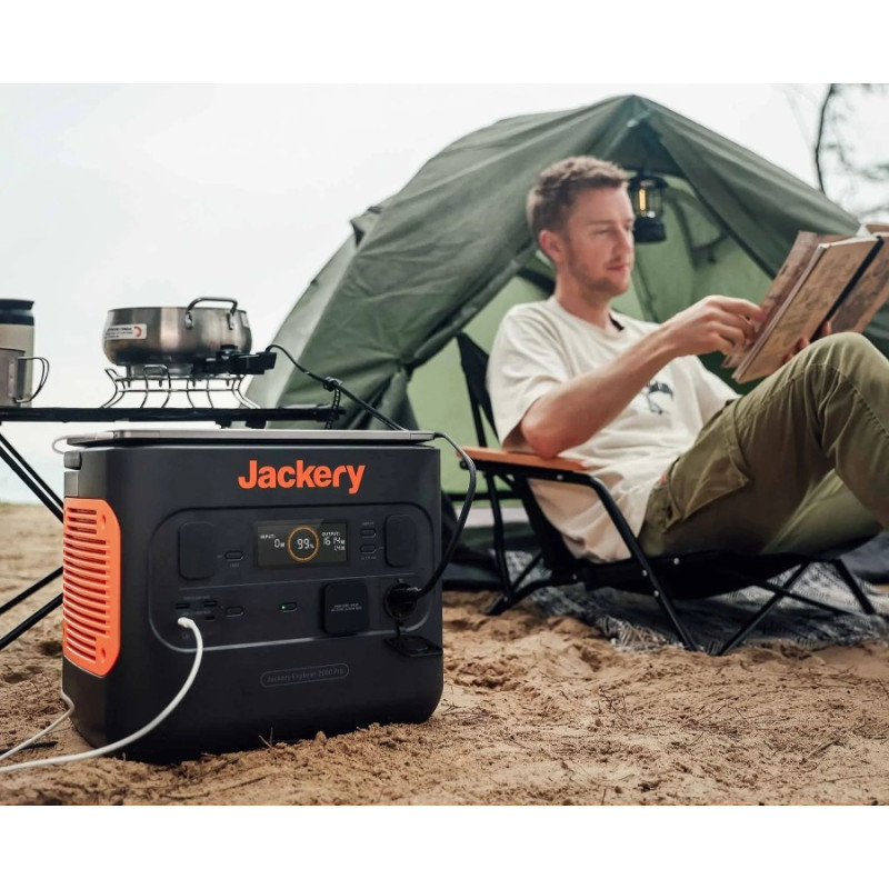 Jackery Explorer 2000 Pro