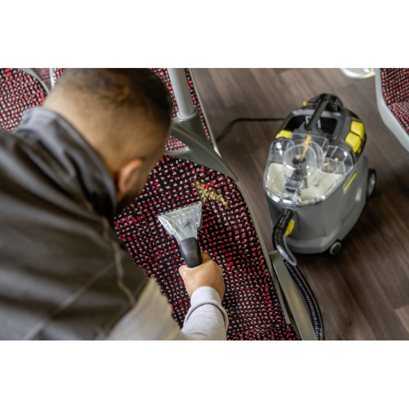 Пылесос Karcher Puzzi 8/1 Adv (1.100-241.0)