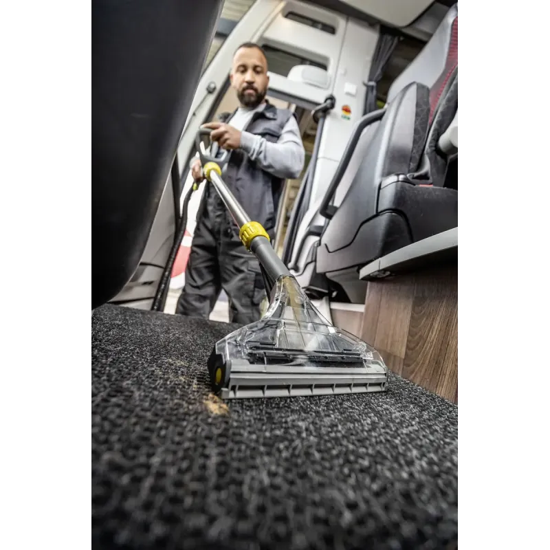 Пилосос Karcher Puzzi 8/1 Adv (1.100-241.0)