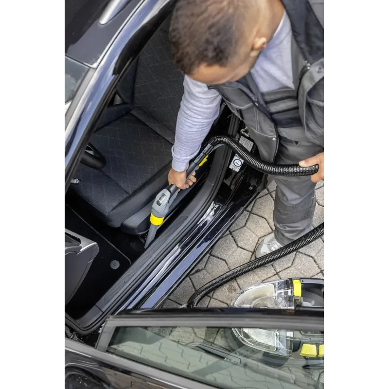 Пилосос Karcher Puzzi 8/1 Adv (1.100-241.0)