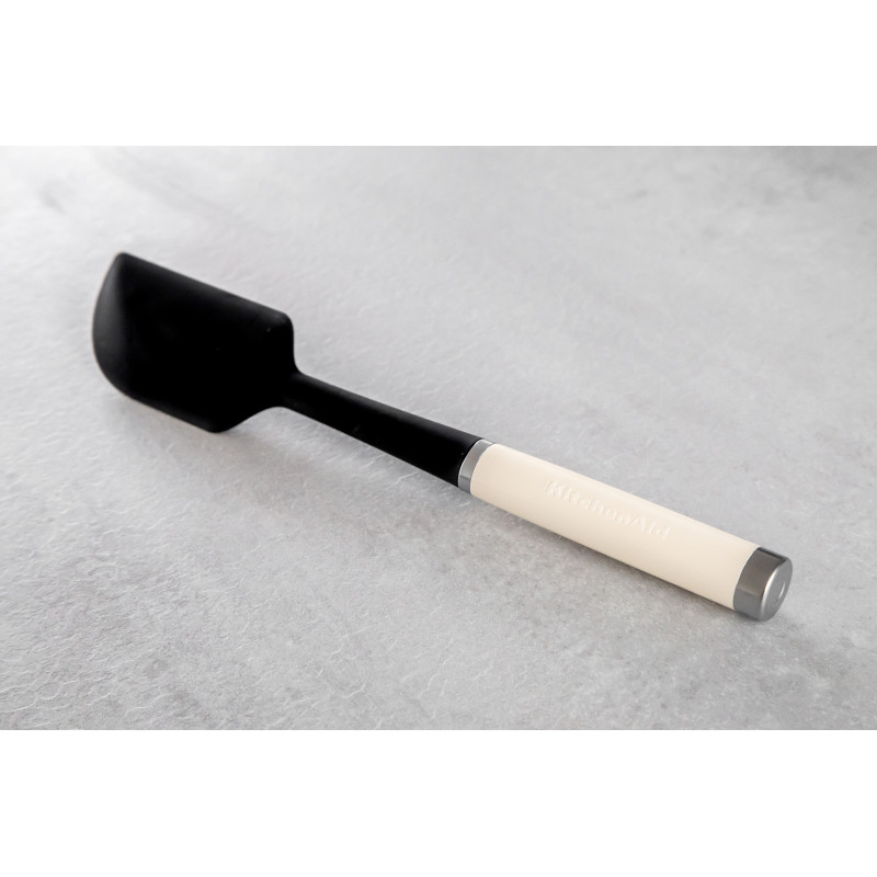 Лопатка для тесту KitchenAid Coreline, 30 см, кремовий (KAG031OHACE)