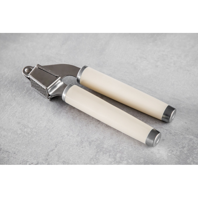 Пресс для чесноку KitchenAid Coreline, 19 см, кремовий (KAG132OHACE)