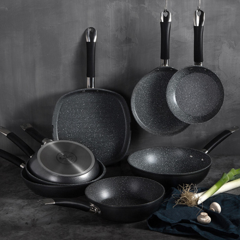 Сковородка MasterPro Home edition 28х28 см (BGMP-3292-BK)