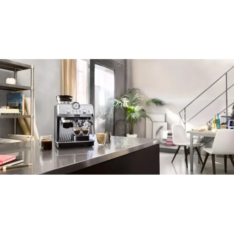 Кофеварка Delonghi La Specialista Arte EC 9155.MB