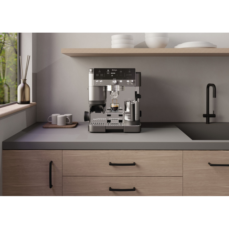 Кофеварка NINJA Luxe Cafe Essential ES601EU