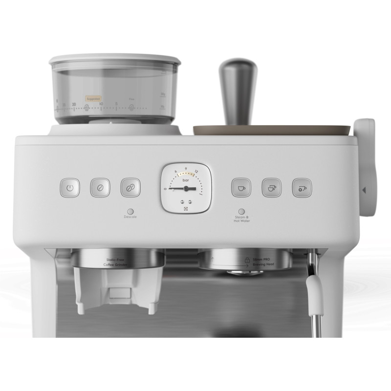 Кавоварка Electrolux E8EC1-8SW
