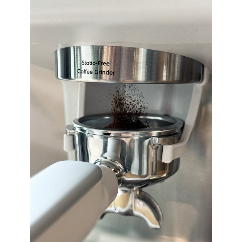 Кавоварка Electrolux E8EC1-8SW