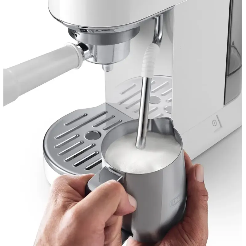 Кавоварка DeLonghi EC 890.WI
