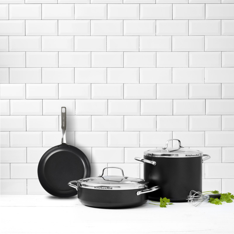 Сотейник з кришкою KitchenAid Aluline, 28 см, 4,2 л з керамічним покриттям (CW001978-002)