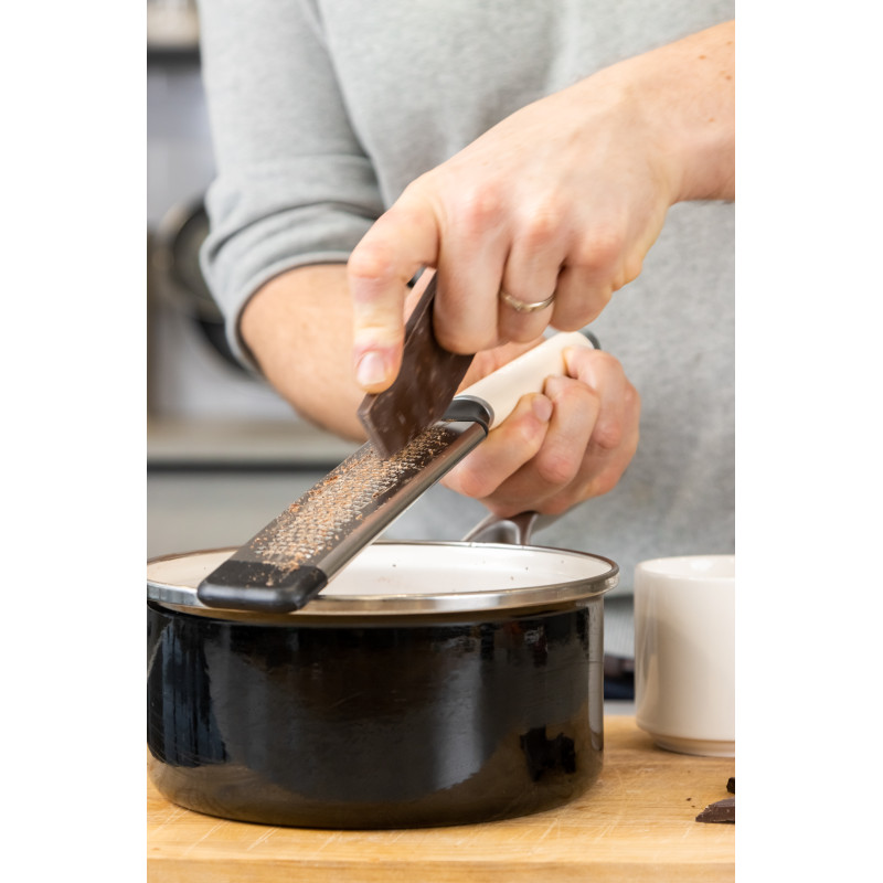 Терка KitchenAid Coreline (KAG321OHACE)