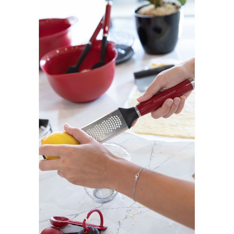 Терка KitchenAid Coreline (KAG321OHERE)