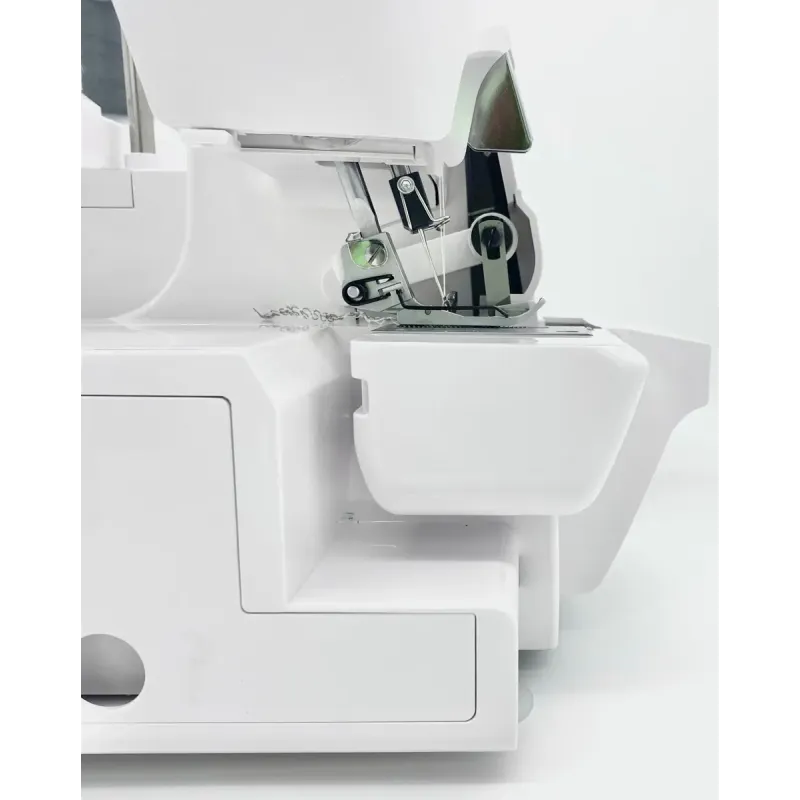 Швейна машина Minerva SmartLock 350