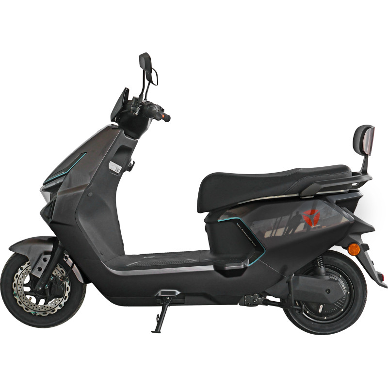 Електроскутер YADEA GT35 (black)