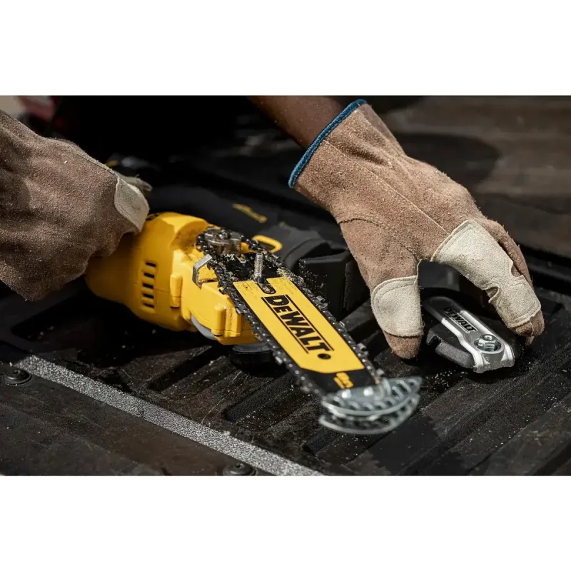 Пила цепная аккумуляторная DeWALT DCMPS520N