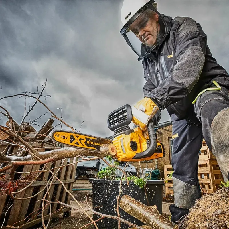 Пила цепная аккумуляторная DeWALT DCMCS565N