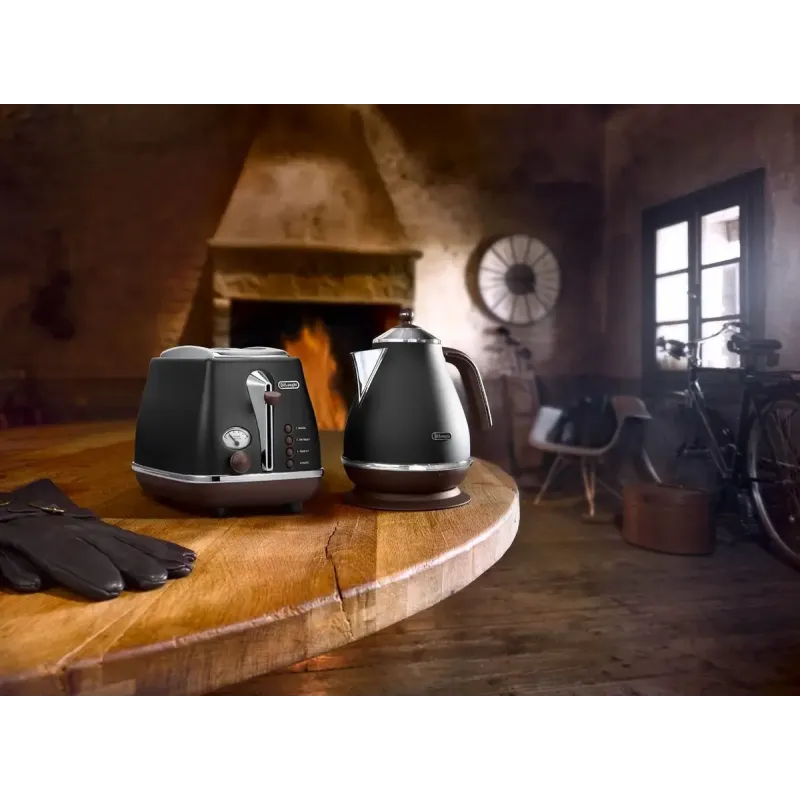 Электрочайник DeLonghi KBOV 2001 BK