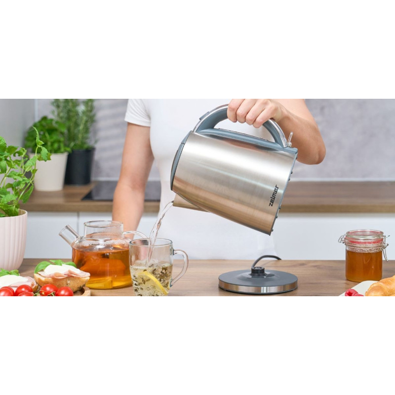 Электрочайник Zelmer ZCK7930