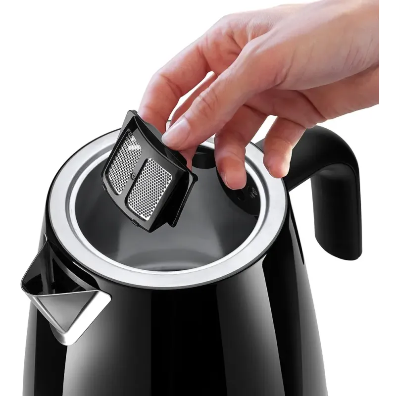 Электрочайник DeLonghi KBY 2011 BK