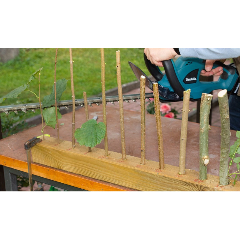 Makita DUH523RF 18V3AH (акум+зар)