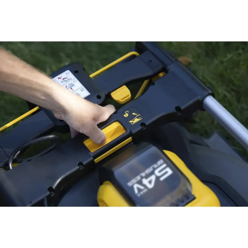 Газонокосилка аккумуляторная DeWALT DCMWP500N