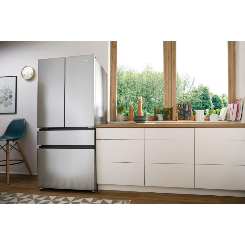 Холодильник Gorenje NRM818EUX