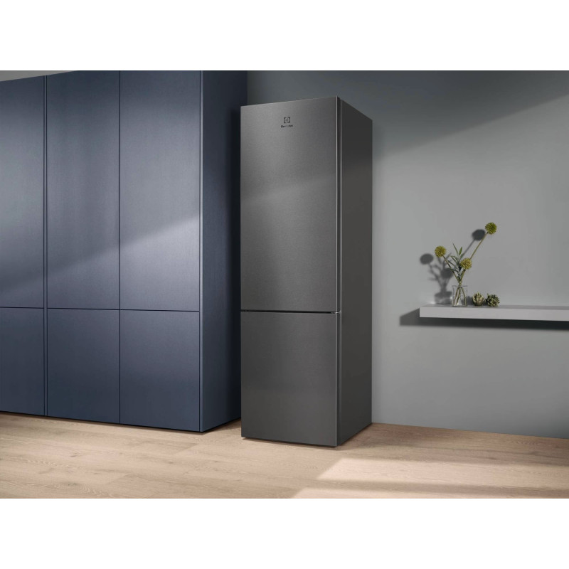 Холодильник Electrolux LNT5ME36U1