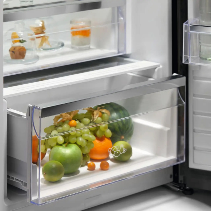 Холодильник Electrolux LRT7ME39X