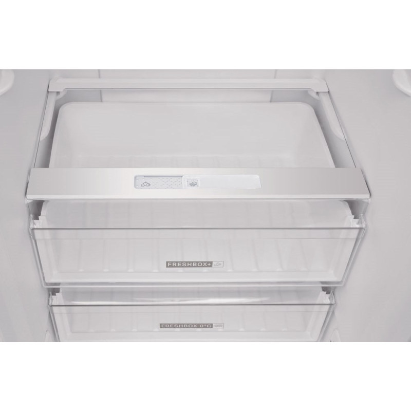 Холодильник Whirlpool W7 811I W