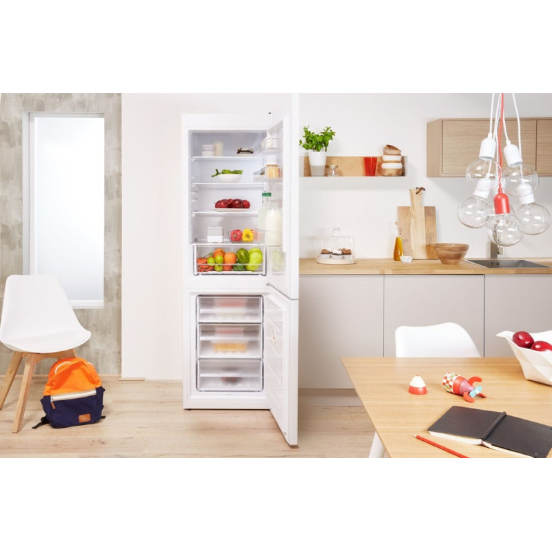 Холодильник Indesit LI8S1EW