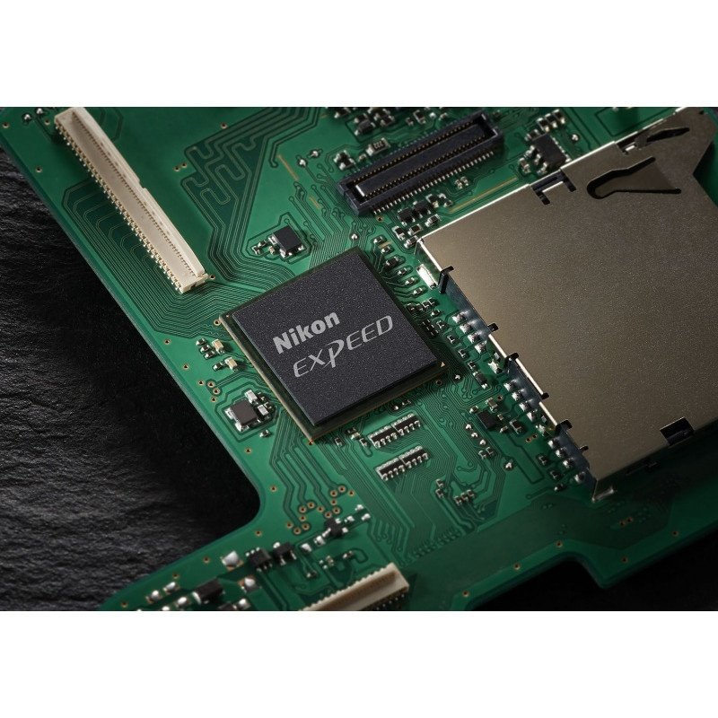 Фотоаппарат Nikon D7500 body (VBA510AE)