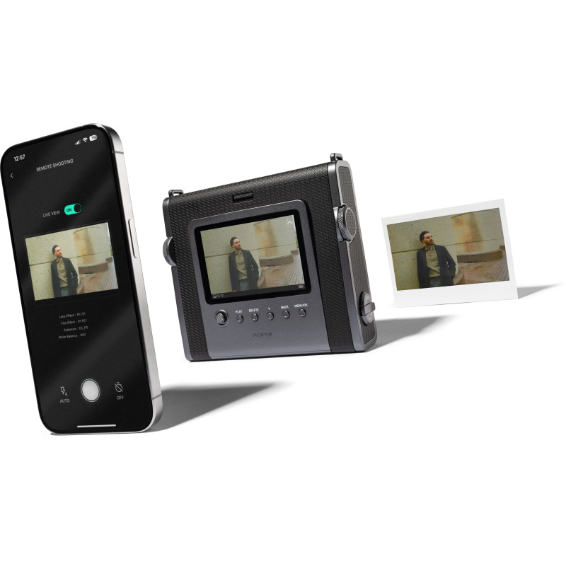 Фотоапарат Fujifilm Instax Wide Evo Black (16840933)