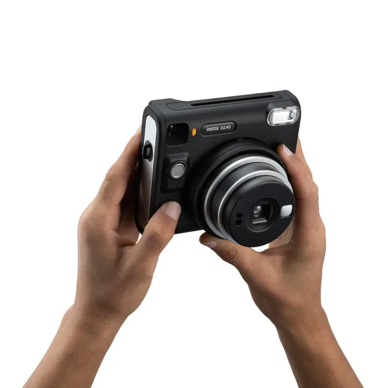 Фотоаппарат Fujifilm Instax Square SQ40 Black (16802802)