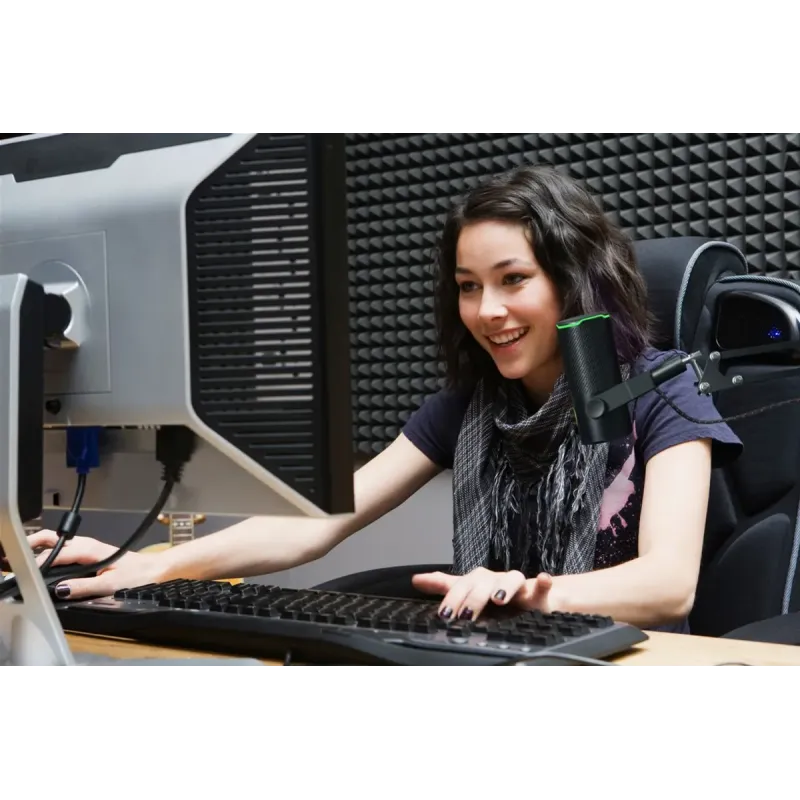 Микрофон JBL Quantum Stream Studio (JBLSTRMSTUDIOBLK)