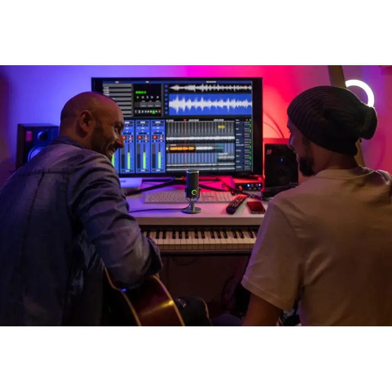 Микрофон JBL Quantum Stream Studio (JBLSTRMSTUDIOBLK)