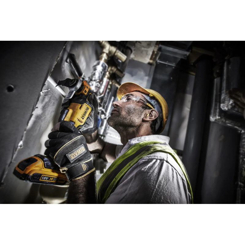 Многофункциональный инструмент DeWALT DCS356N