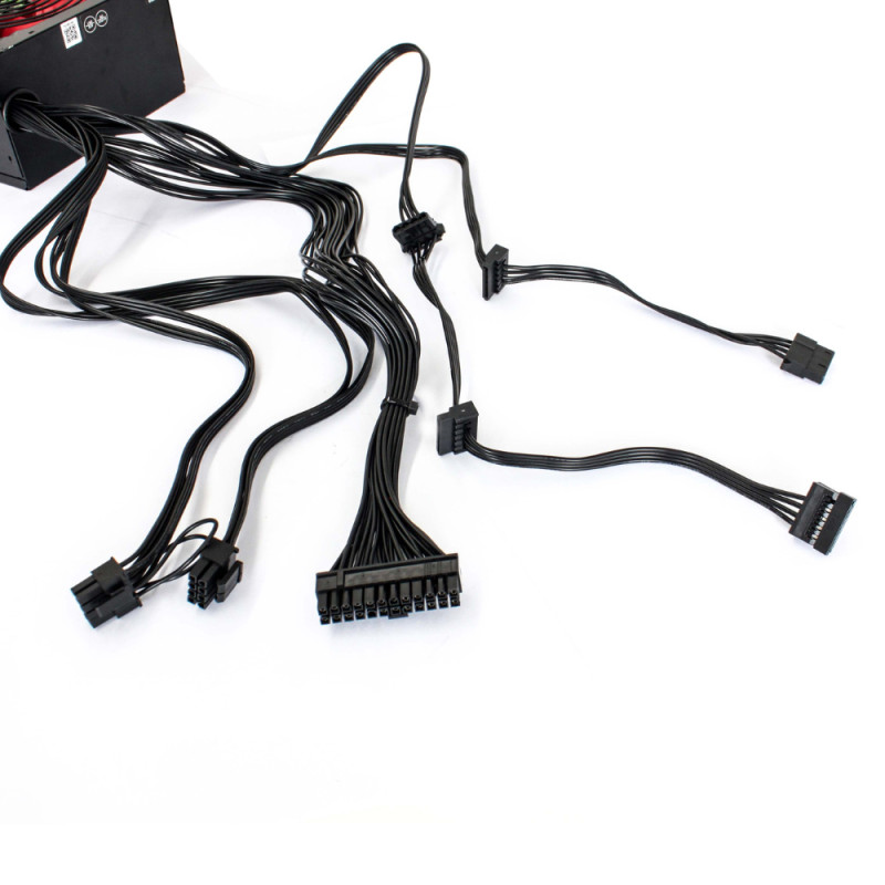 Блок живлення GAMEMAX GM-700B