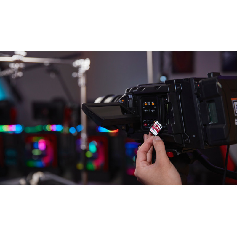 Карта пам'яті Kingston 128 GB SDXC Class 10 UHS-II U3 Canvas React Plus (SDR2/128GB)