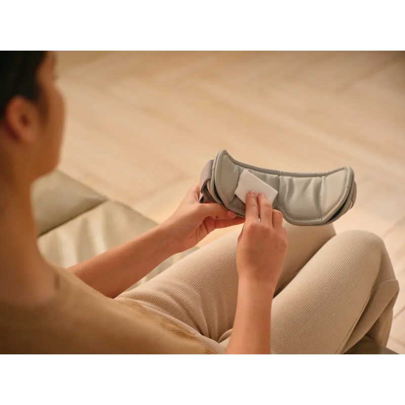 Массажер SKG ES500 white