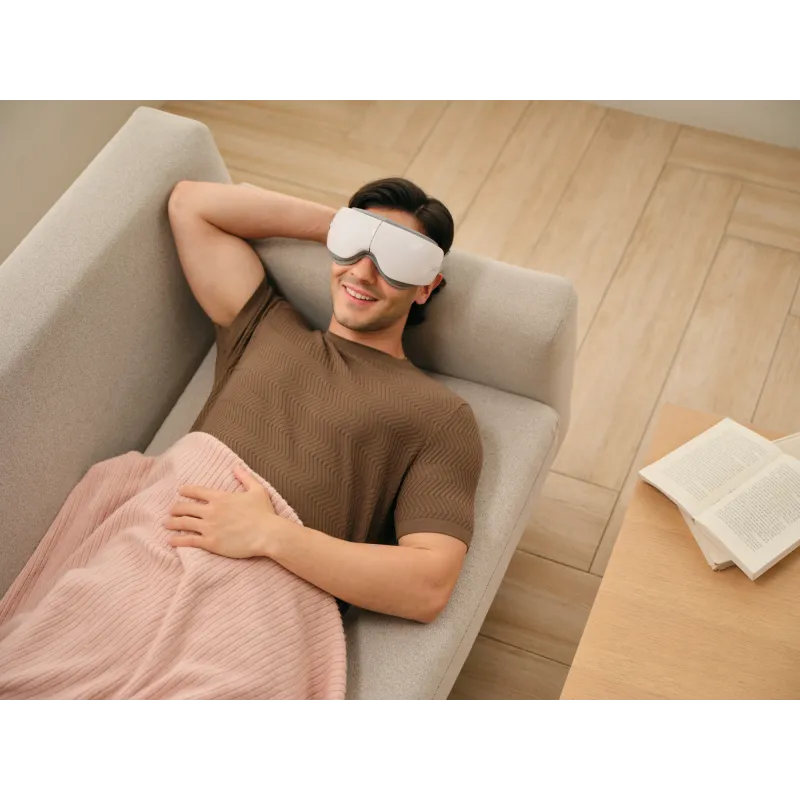 Массажер SKG ES500 white