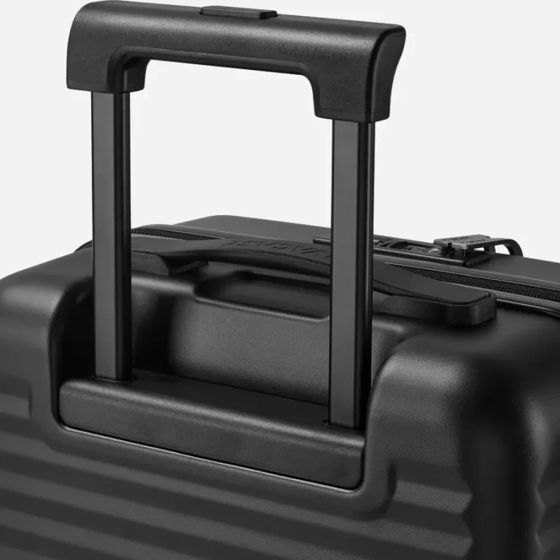 Сумка дорожная RIVACASE 8181 (Black)