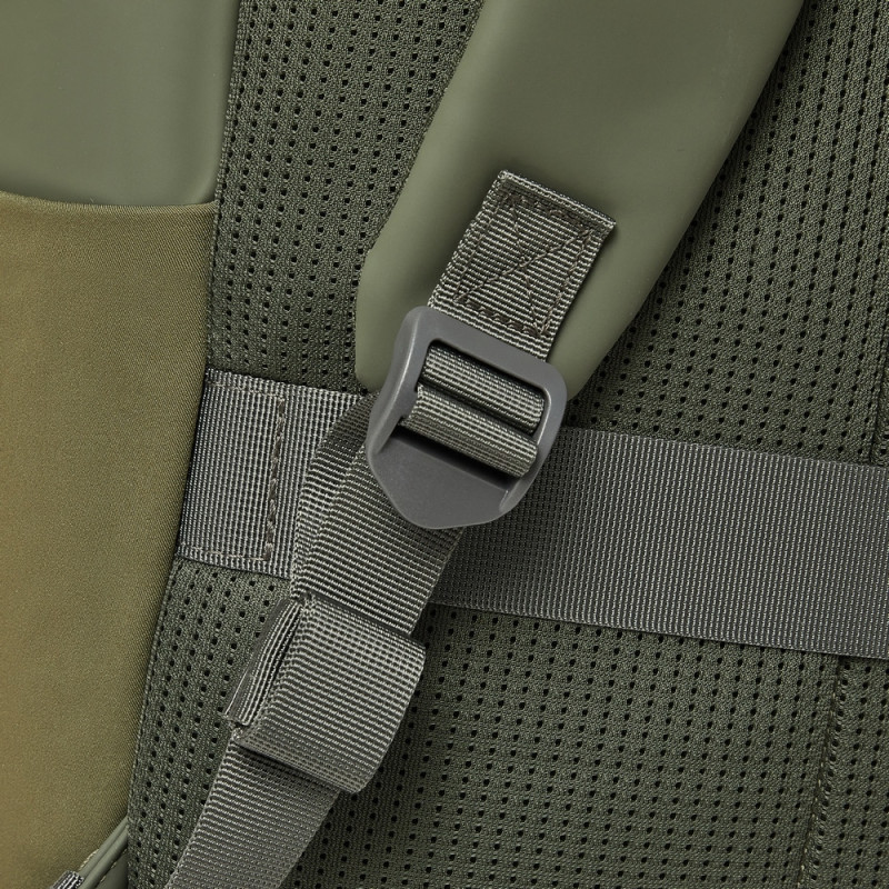 Рюкзак RIVACASE 7826 (Olive green)