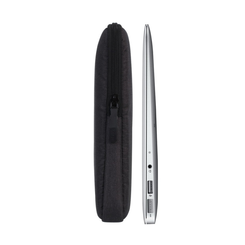 RIVACASE 7704 (Black)