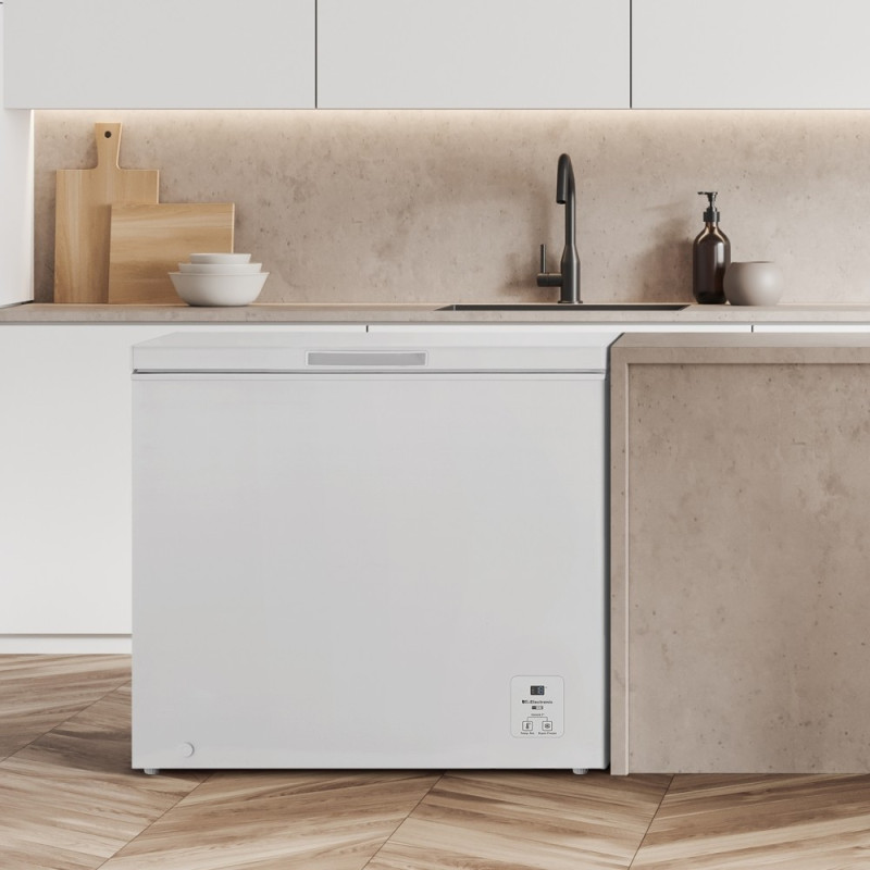 Морозильна камера Hisense FC247D4AWLE