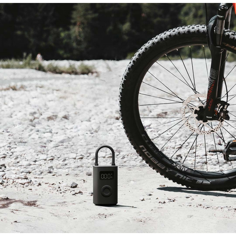 Автокомпрессор Xiaomi Portable Electric Air Compressor 2 MJCQB06QW