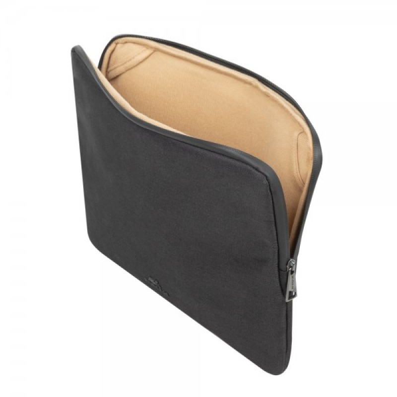 Чехол для ноутбука RIVACASE 8116 (Black) ECO