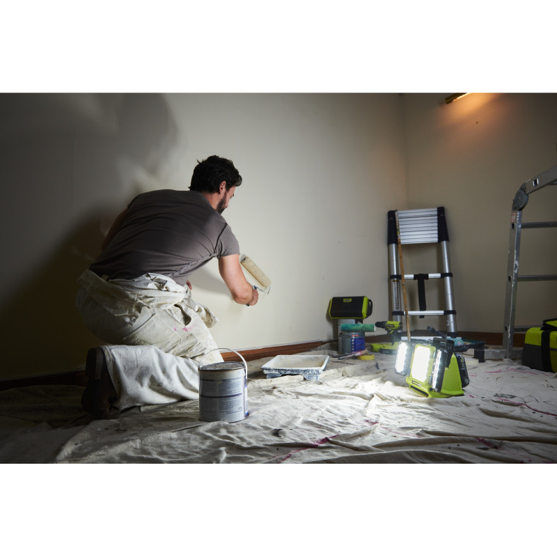 Фонарь Ryobi ONE+ RLPH18-0 (5133005397)